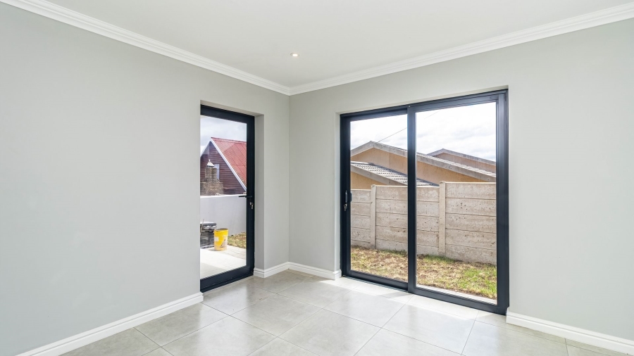 3 Bedroom Property for Sale in Fraaiuitsig Western Cape